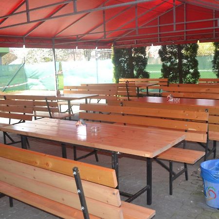 Penzion U Zamecke Zahrady Lipnik nad Becvou Ngoại thất bức ảnh